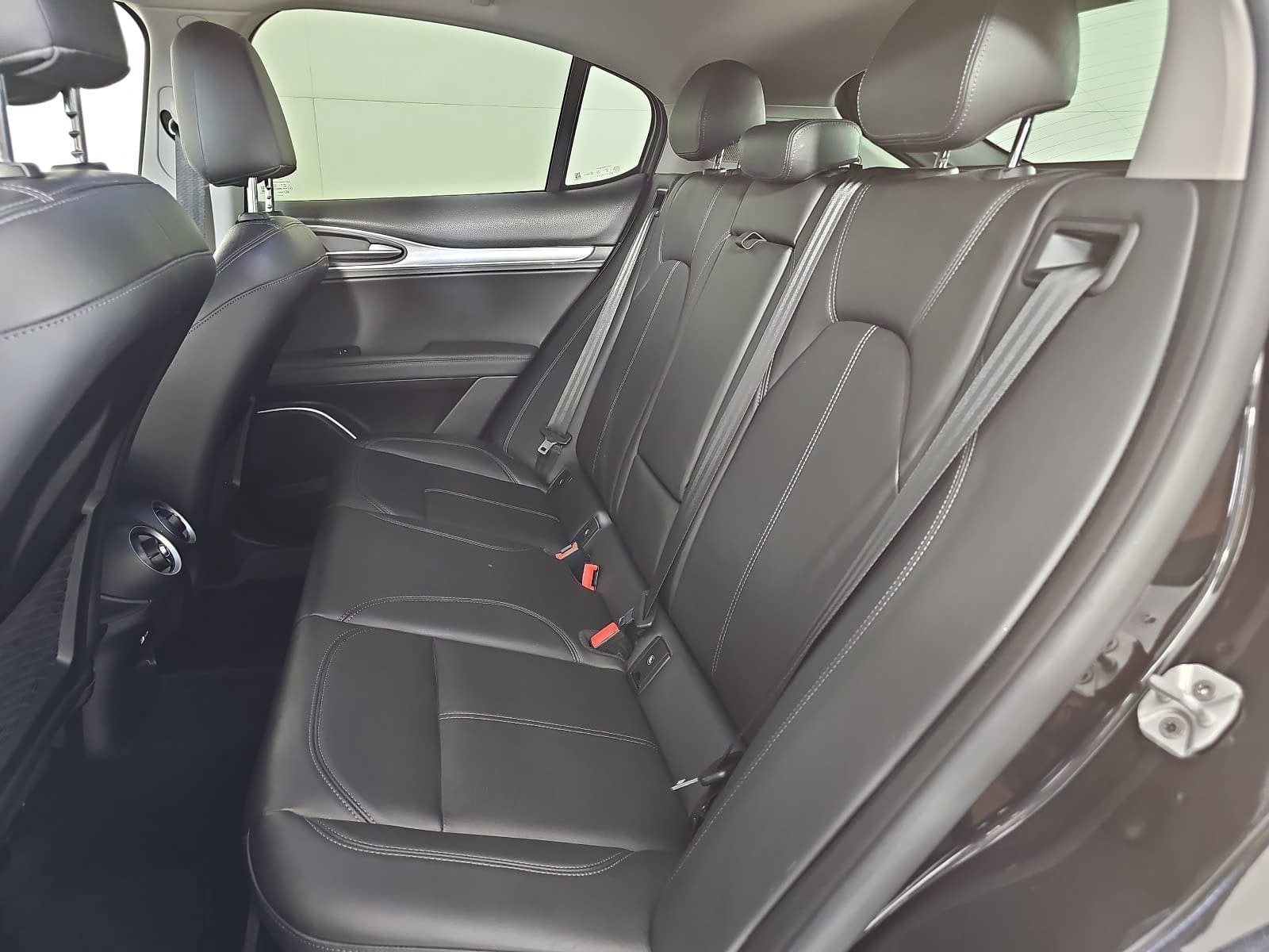 2018 Alfa Romeo Stelvio Base