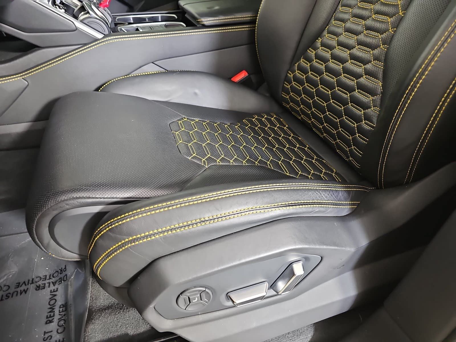2020 Lamborghini Urus Base