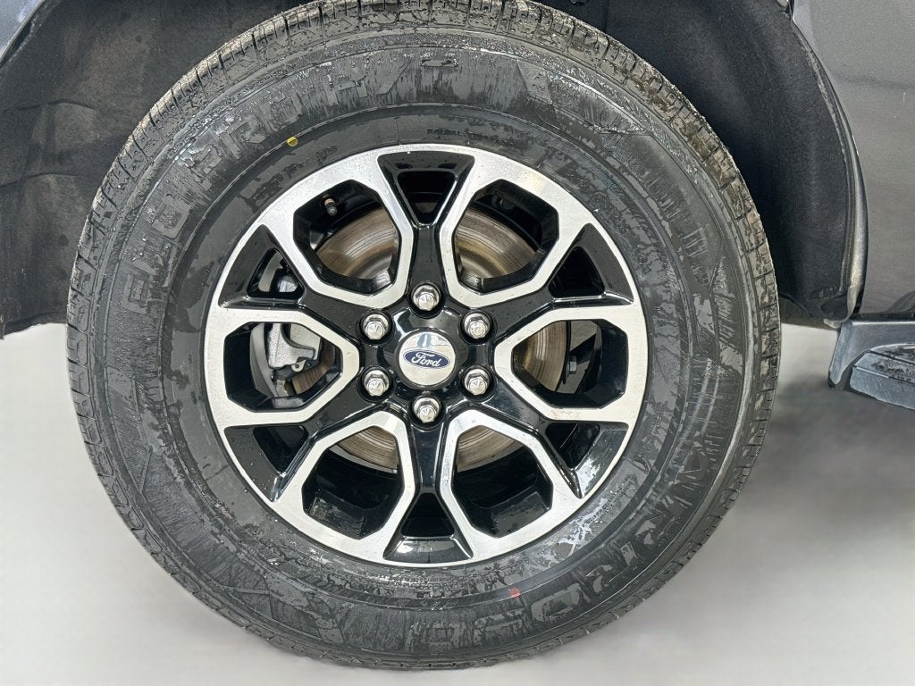 2022 Ford Expedition Max XLT