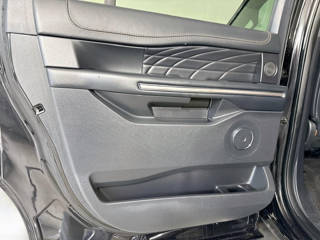 2023 Ford Expedition Max Platinum