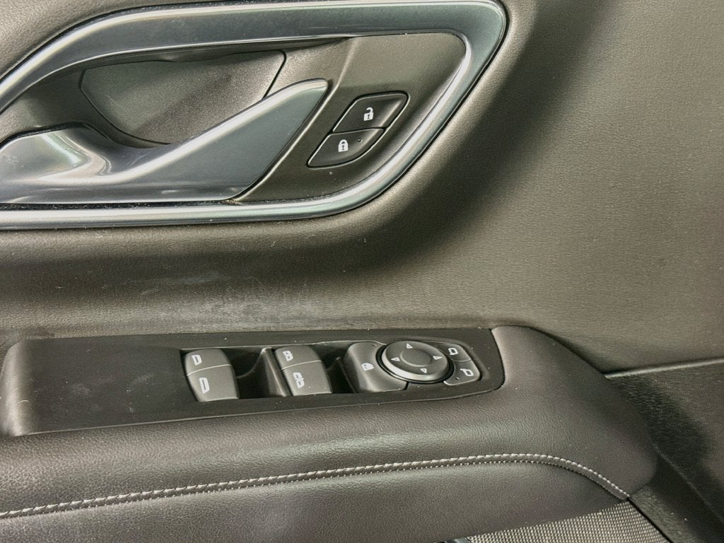 2021 GMC Yukon SLE