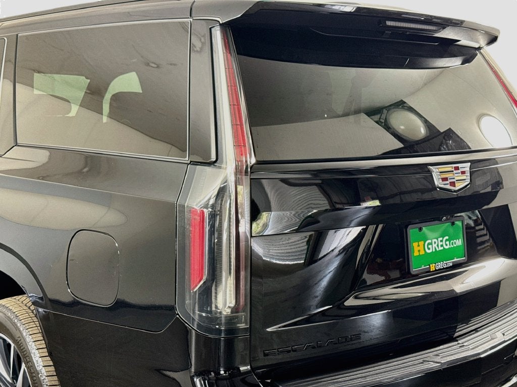 2022 Cadillac Escalade ESV Sport Platinum