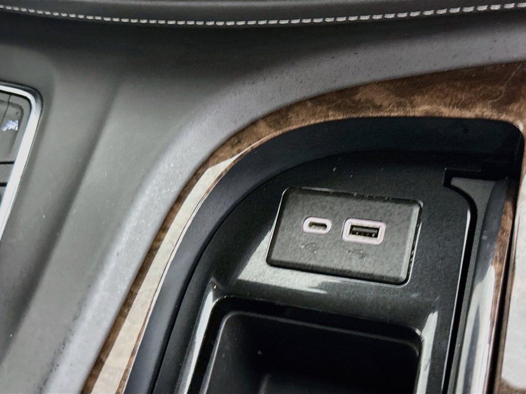 2022 Cadillac Escalade ESV Sport Platinum
