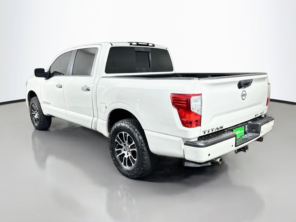 2021 Nissan Titan SV