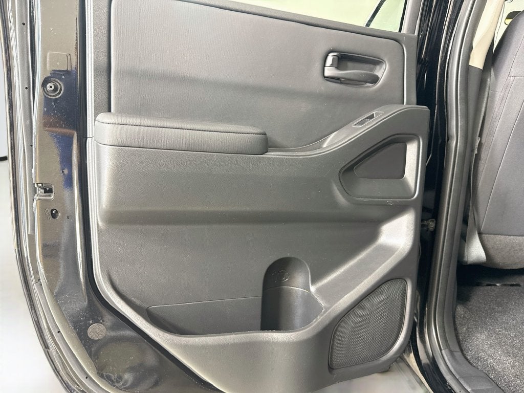 2024 Nissan Frontier S