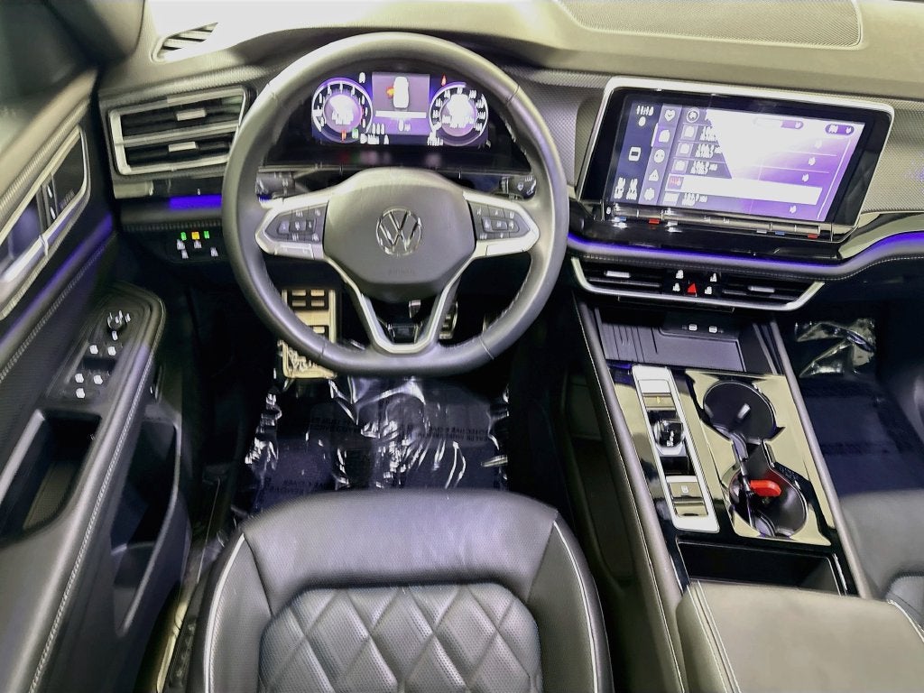 2025 Volkswagen Atlas Cross Sport 2.0T SEL Premium R-Line