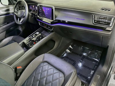 2025 Volkswagen Atlas Cross Sport 2.0T SEL Premium R-Line