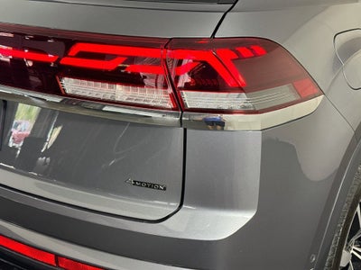 2025 Volkswagen Atlas Cross Sport 2.0T SEL Premium R-Line