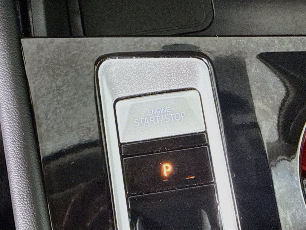 2026 Volkswagen Atlas SE w/Technology