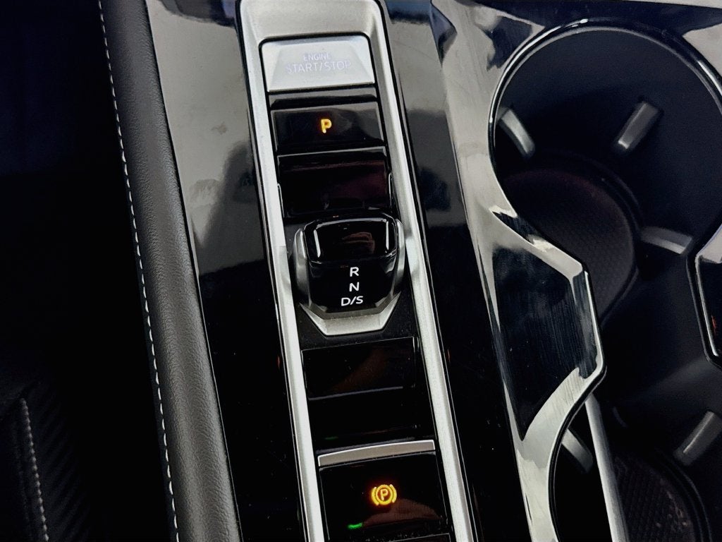 2026 Volkswagen Atlas Cross Sport SE w/Technology