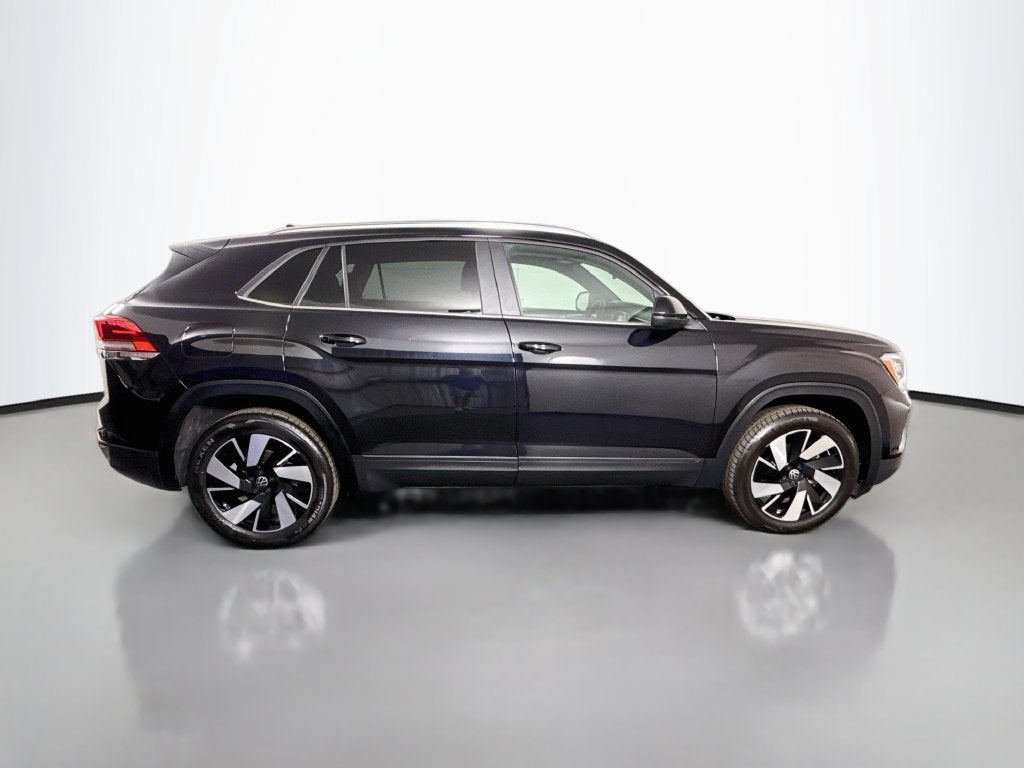 2026 Volkswagen Atlas Cross Sport SE w/Technology