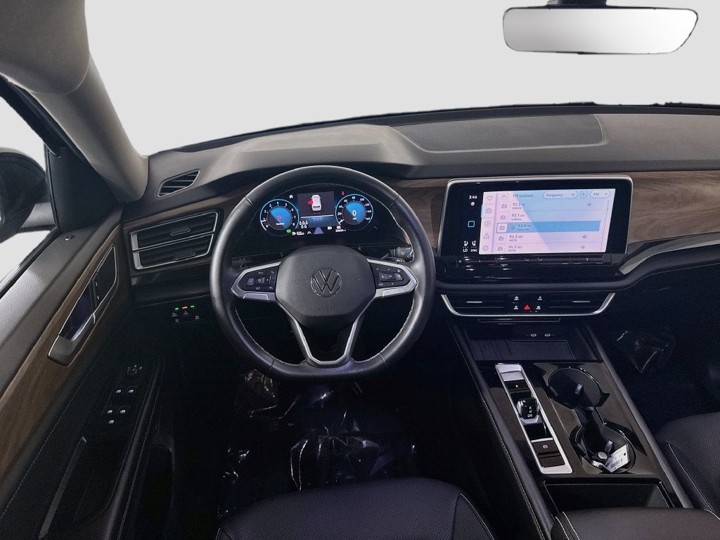 2026 Volkswagen Atlas SE w/Technology