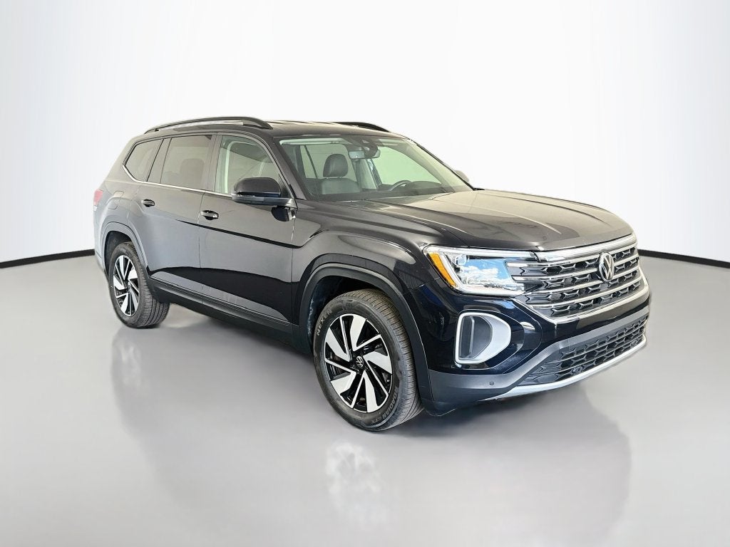 2026 Volkswagen Atlas SE w/Technology