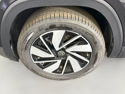 2026 Volkswagen Atlas SE w/Technology
