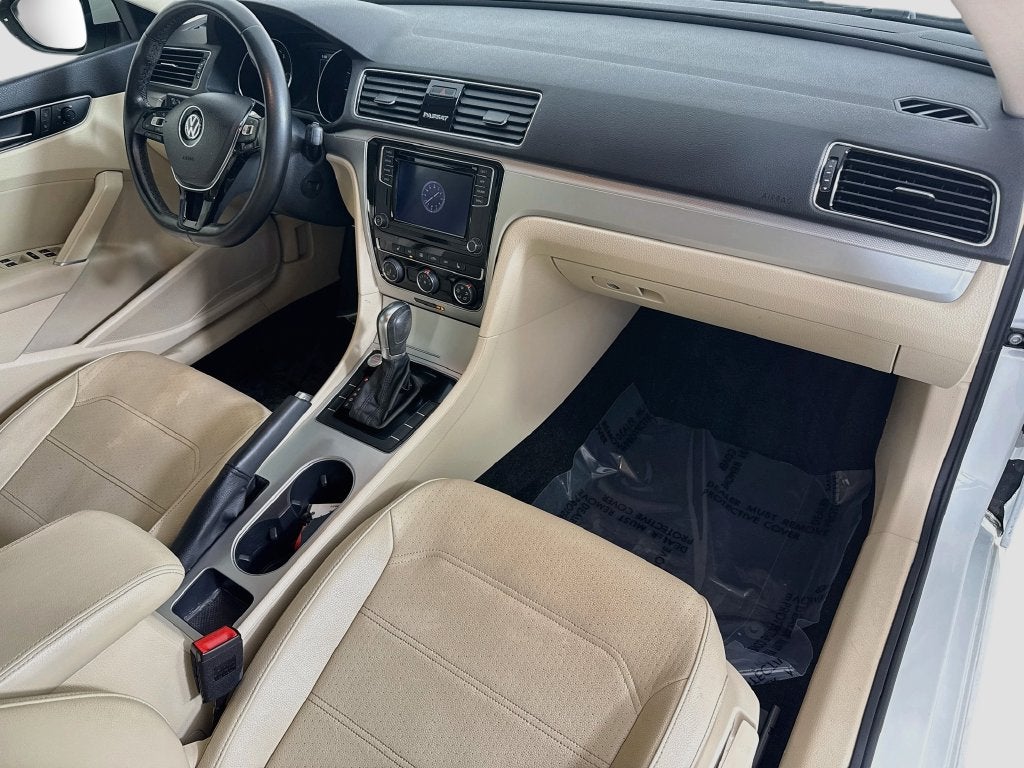 2019 Volkswagen Passat 2.0T Wolfsburg