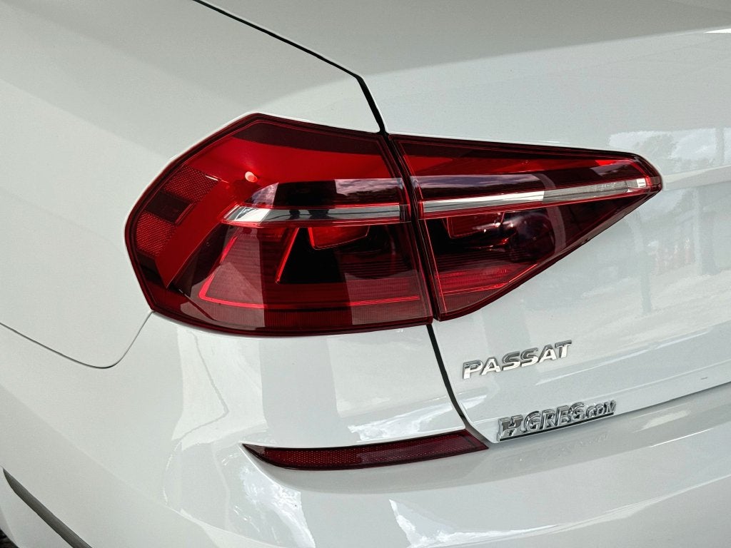 2019 Volkswagen Passat 2.0T Wolfsburg