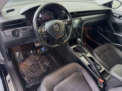 2020 Volkswagen Passat 2.0T R-Line