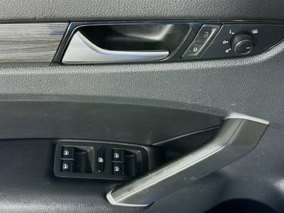 2020 Volkswagen Passat 2.0T R-Line