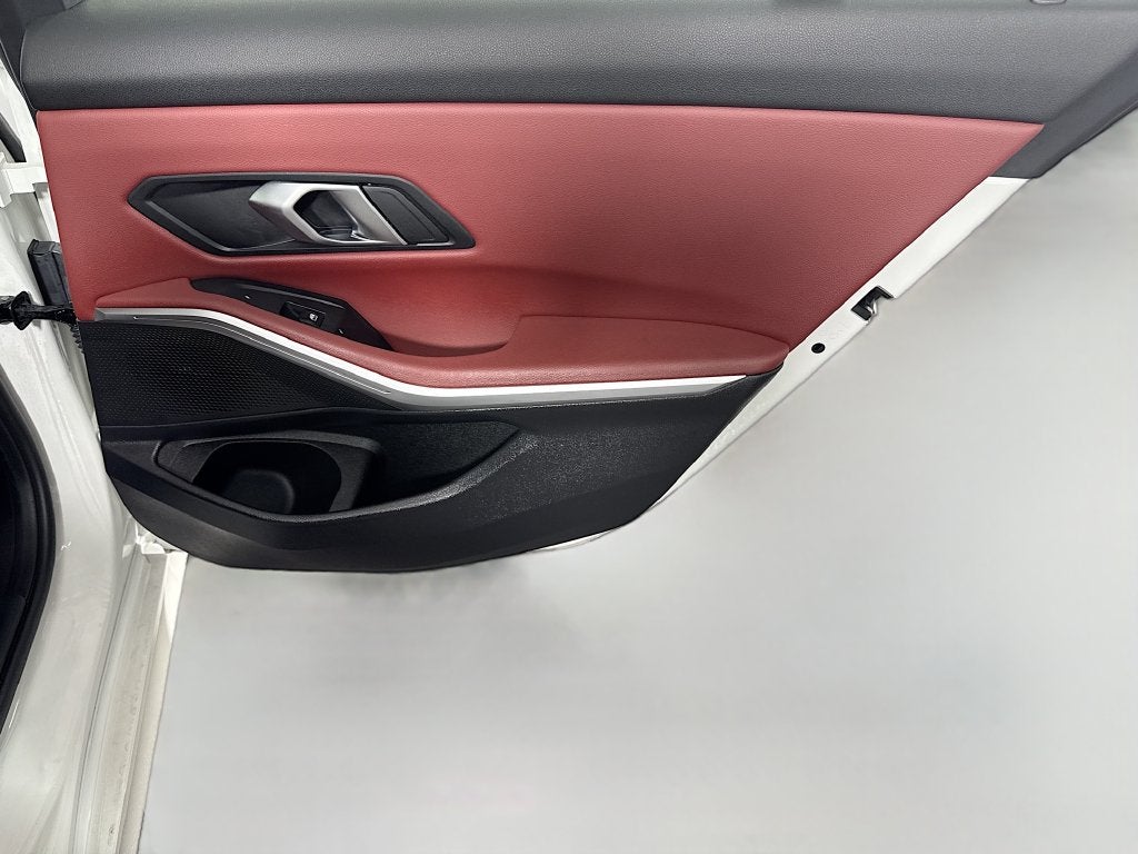 2026 BMW 3 Series 330i