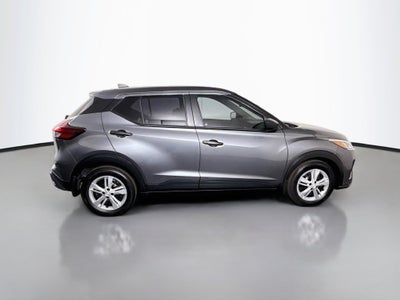 2021 Nissan Kicks S