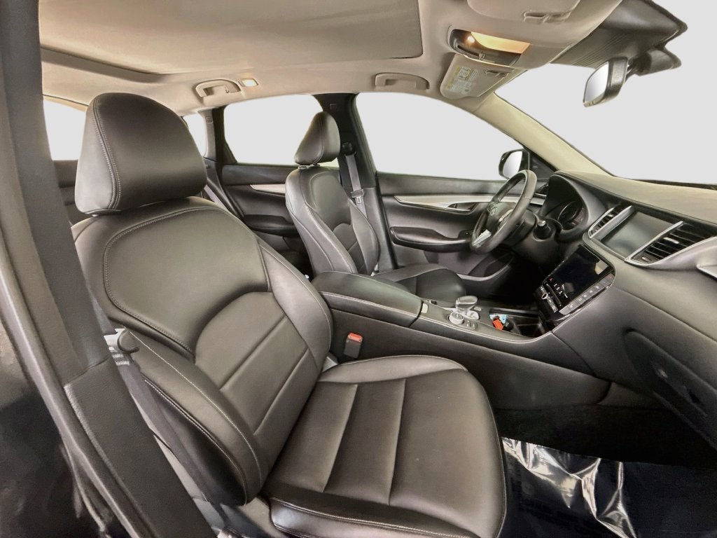 2021 INFINITI QX50 LUXE
