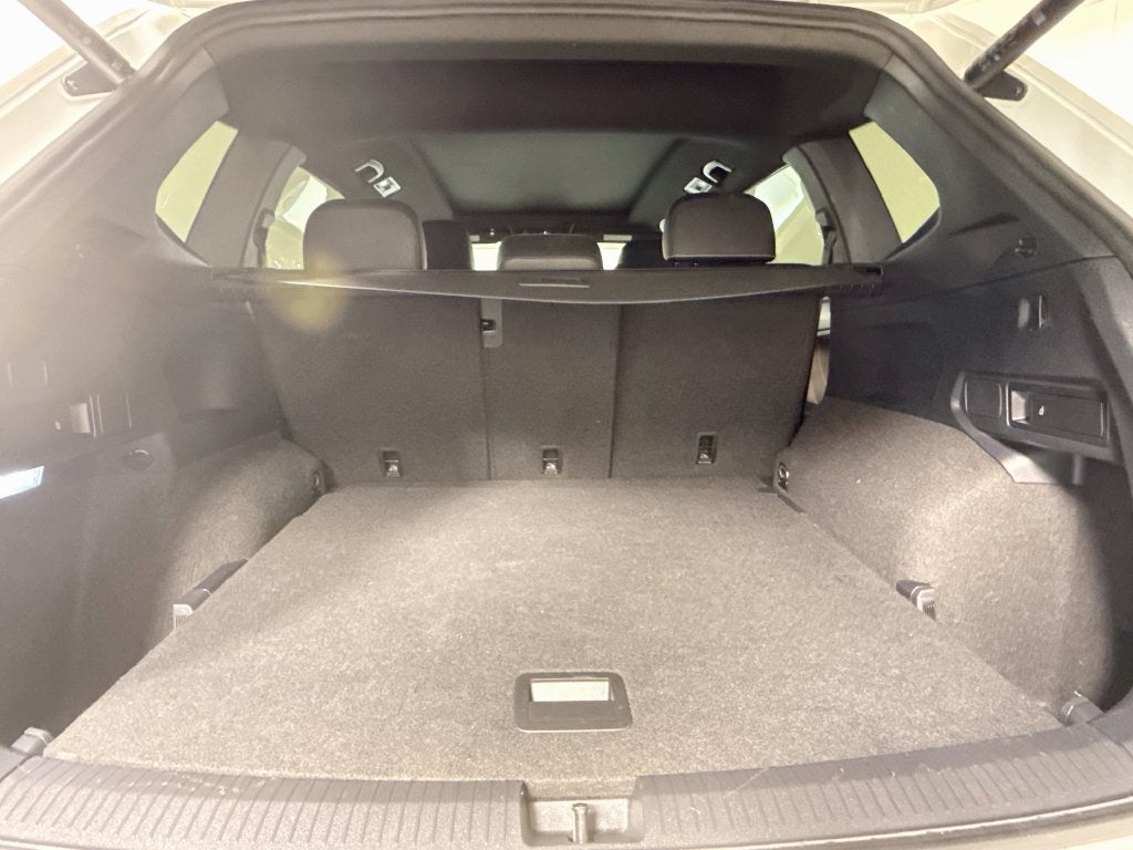 2022 Volkswagen Tiguan 2.0T SEL R-Line