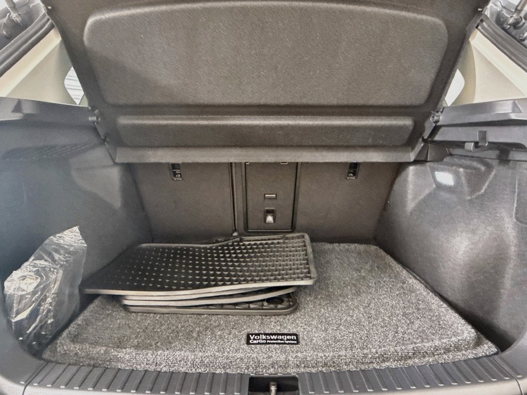 2024 Volkswagen Taos 1.5T SEL