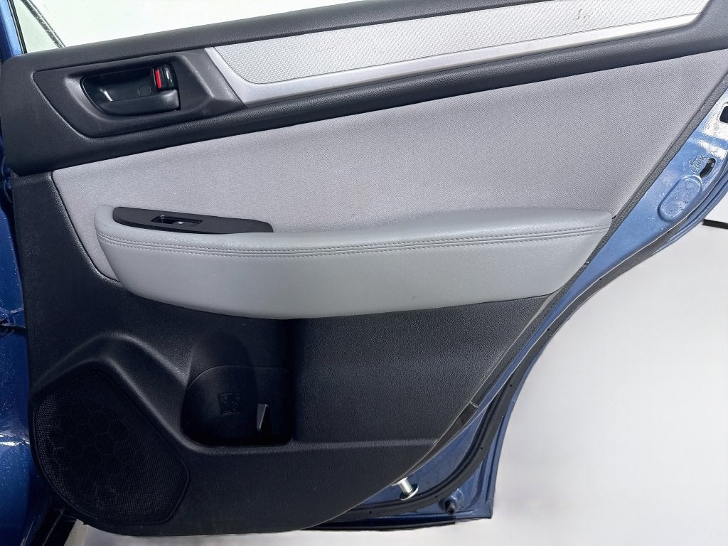 2019 Subaru Outback 2.5i