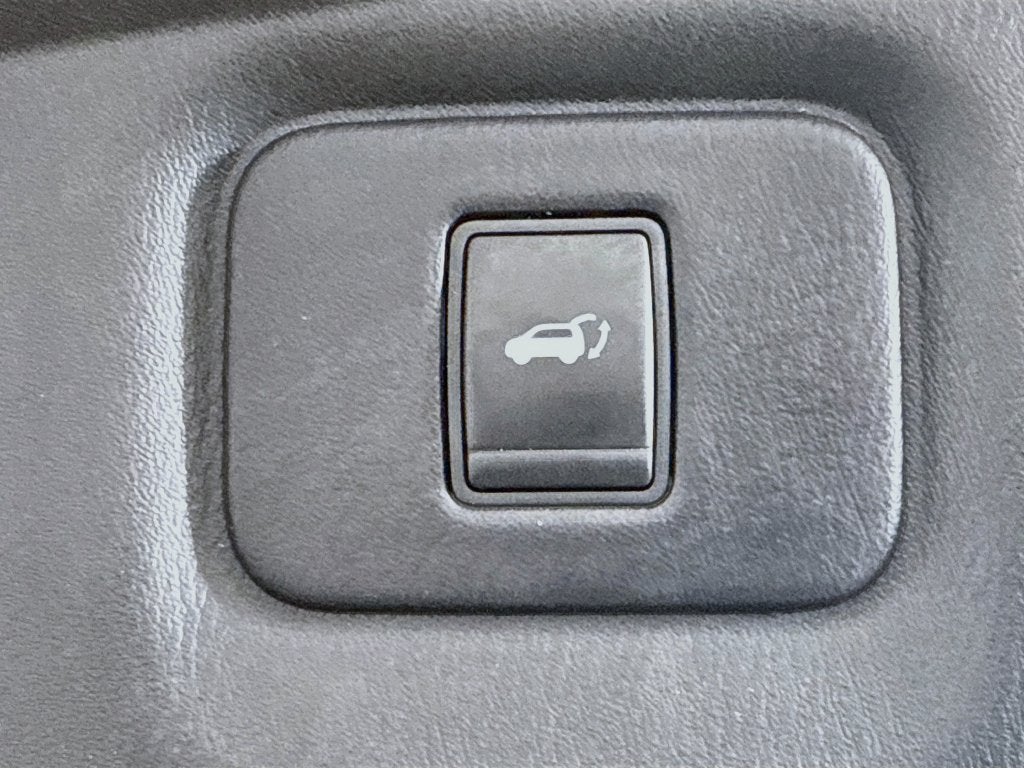 2016 INFINITI QX60 Base