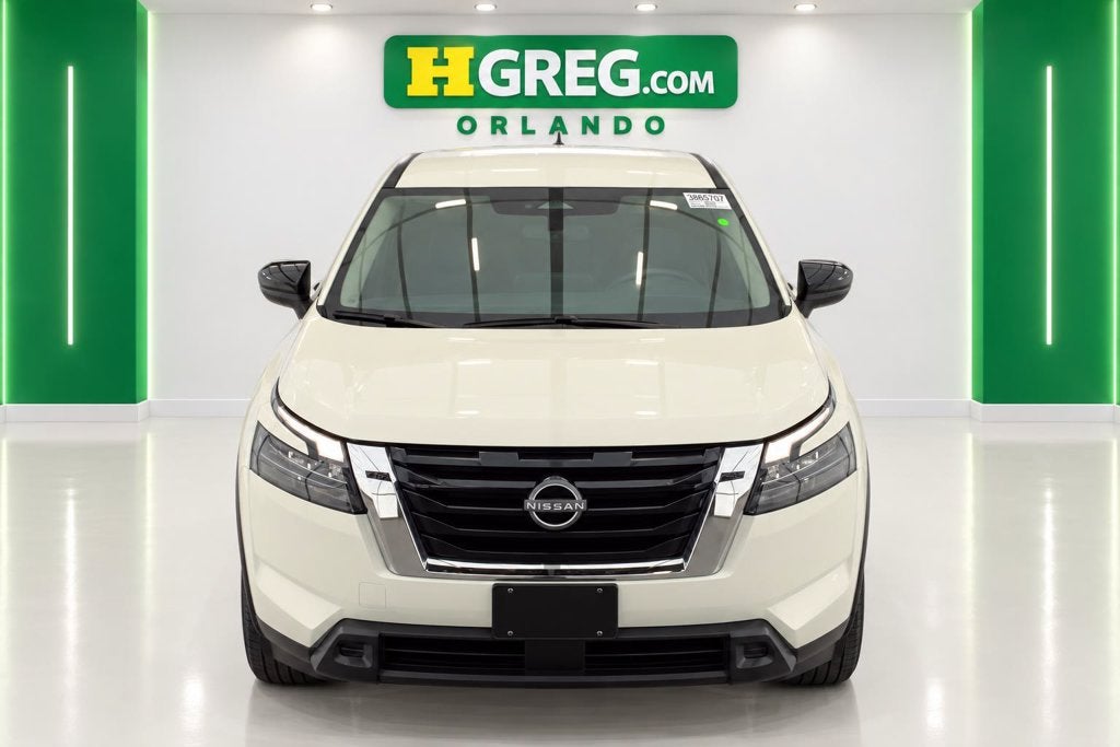 2024 Nissan Pathfinder S
