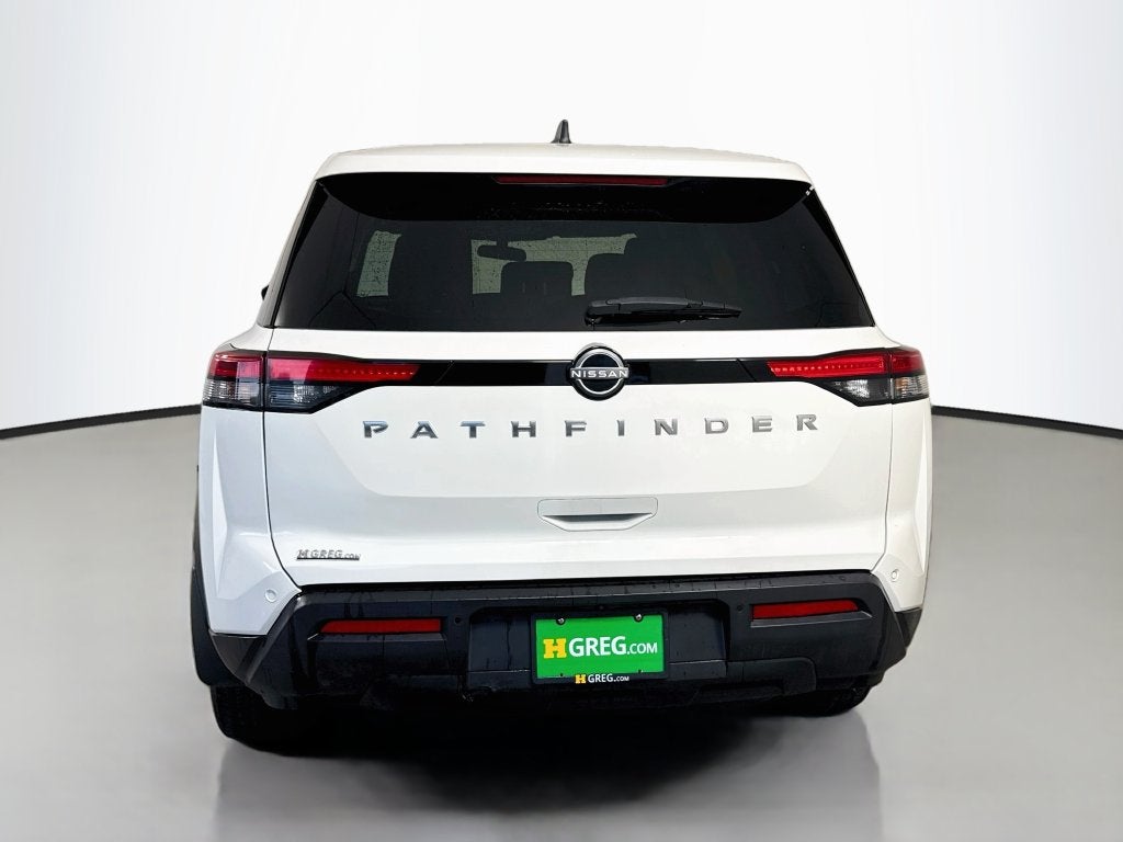 2024 Nissan Pathfinder S