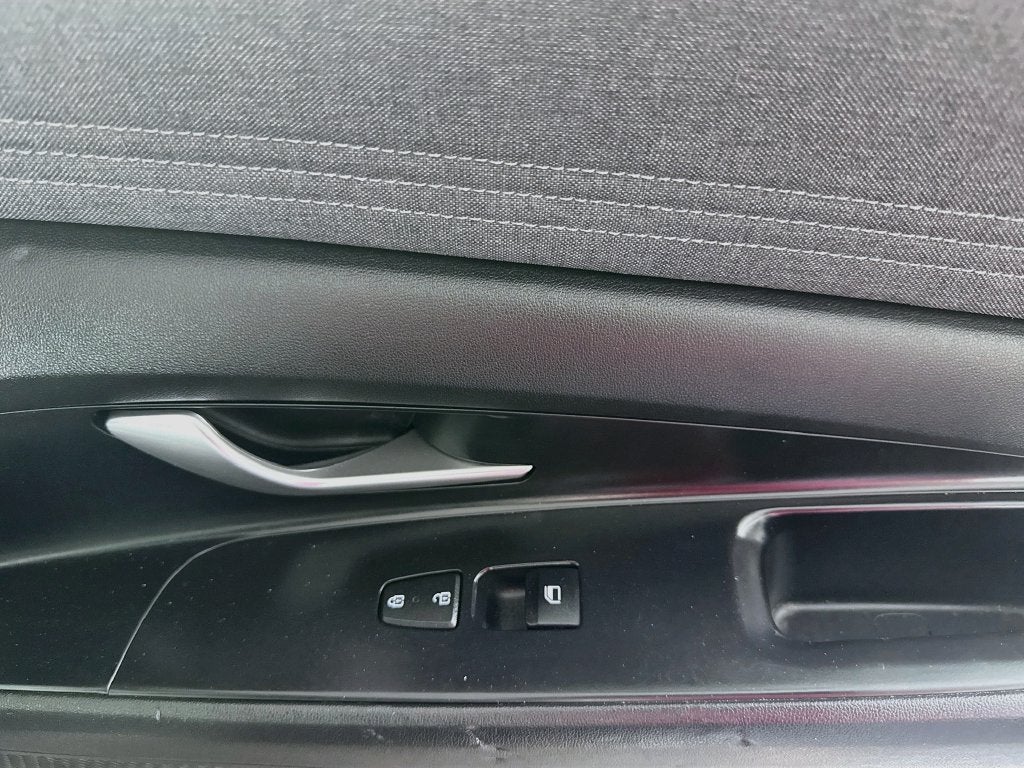 2021 Hyundai Elantra Limited
