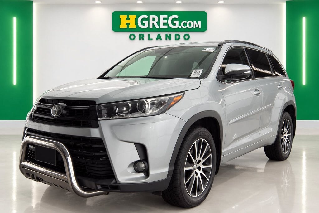 2017 Toyota Highlander SE