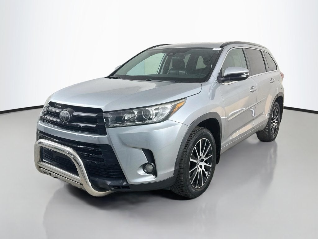 2017 Toyota Highlander SE