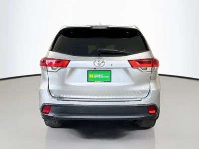2017 Toyota Highlander SE