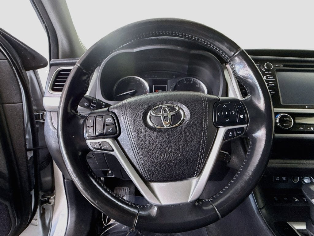 2017 Toyota Highlander SE
