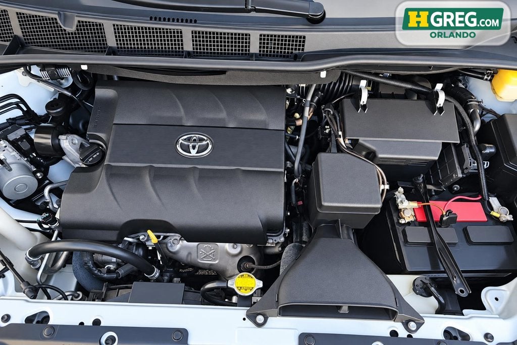 2016 Toyota Sienna XLE 8 Passenger