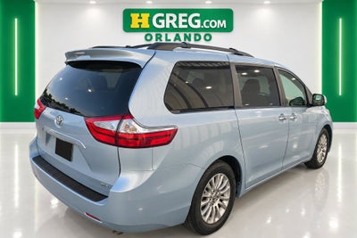 2016 Toyota Sienna XLE 8 Passenger