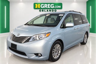 2016 Toyota Sienna XLE 8 Passenger