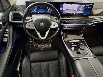 2025 BMW X7 xDrive40i