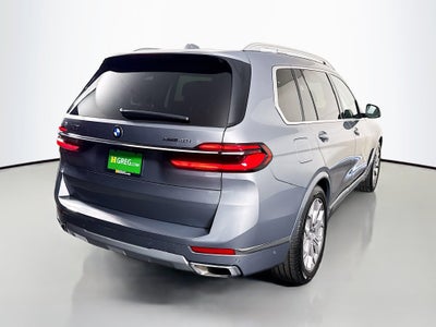 2025 BMW X7 xDrive40i