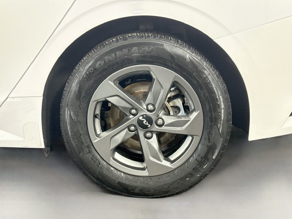 2022 Kia K5 LXS