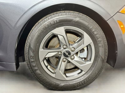 2024 Kia K5 LXS