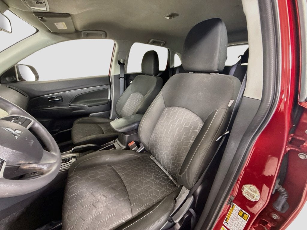 2023 Mitsubishi Outlander Sport 2.0 ES