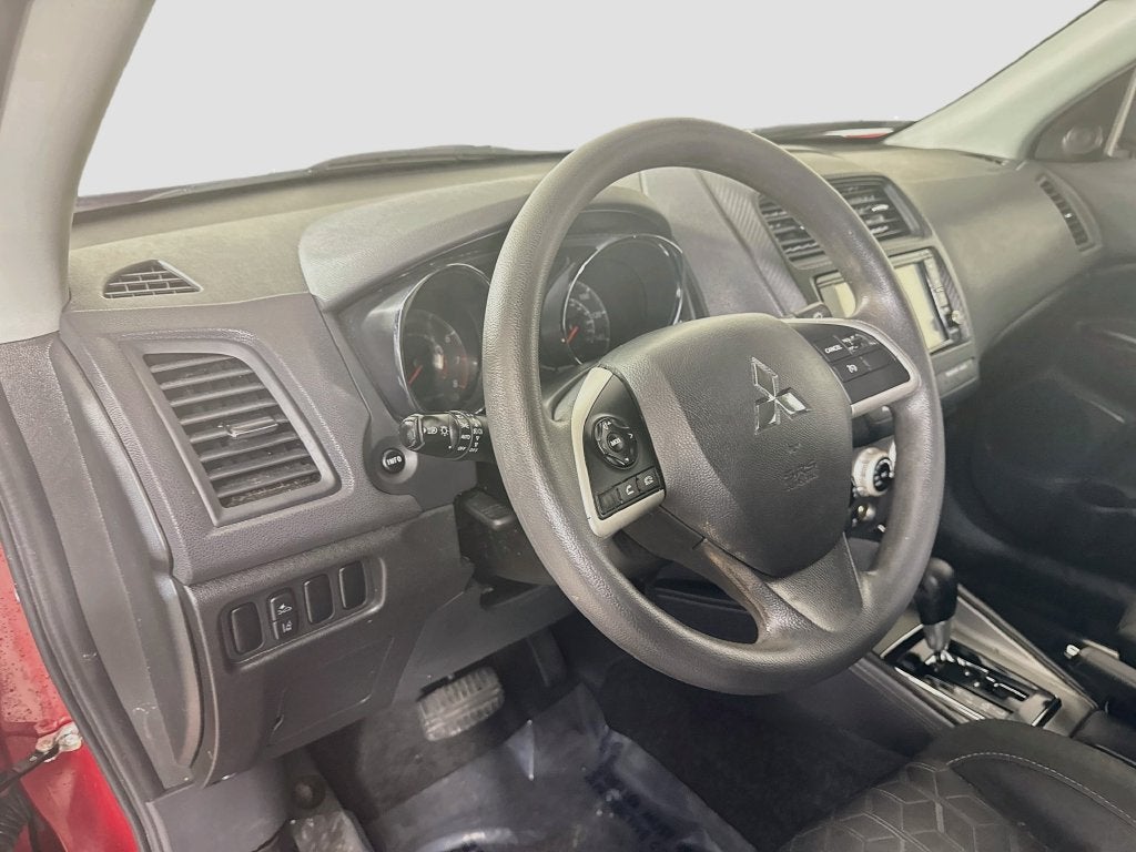 2023 Mitsubishi Outlander Sport 2.0 ES