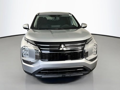 2025 Mitsubishi Outlander ES