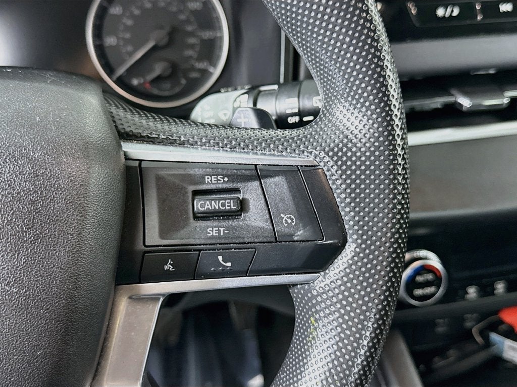 2025 Mitsubishi Outlander ES