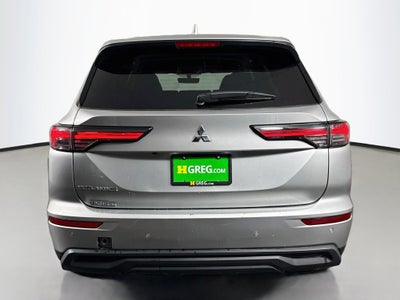 2025 Mitsubishi Outlander ES