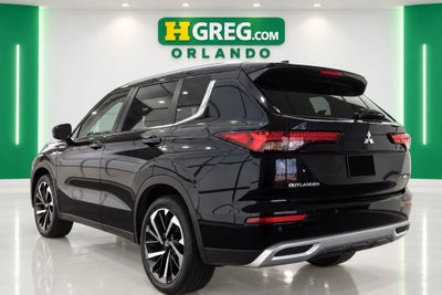 2024 Mitsubishi Outlander SE