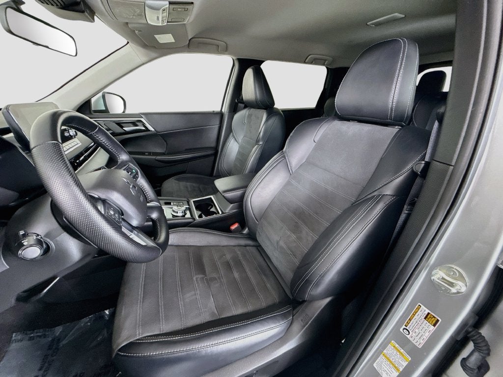 2024 Mitsubishi Outlander SE Black Edition